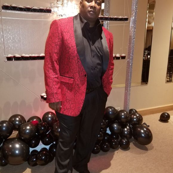 Meet your Posher, Kenneth - Picture 1 of 1